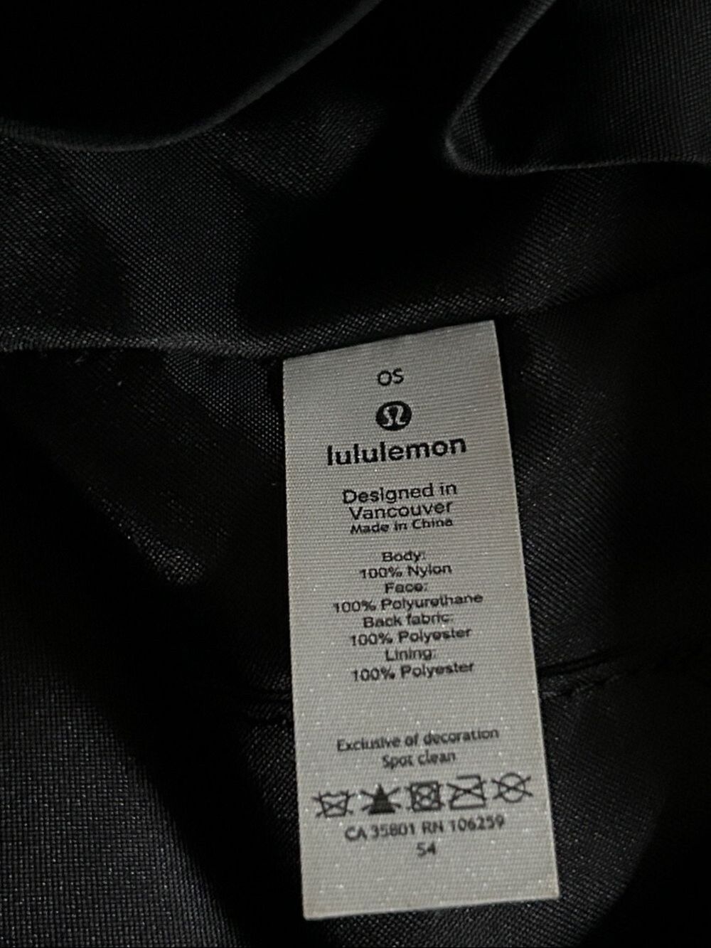 Lululemon Back to Me Bag 8.5L Convertible Backpack Crossbody in Black - Picture 9 of 11